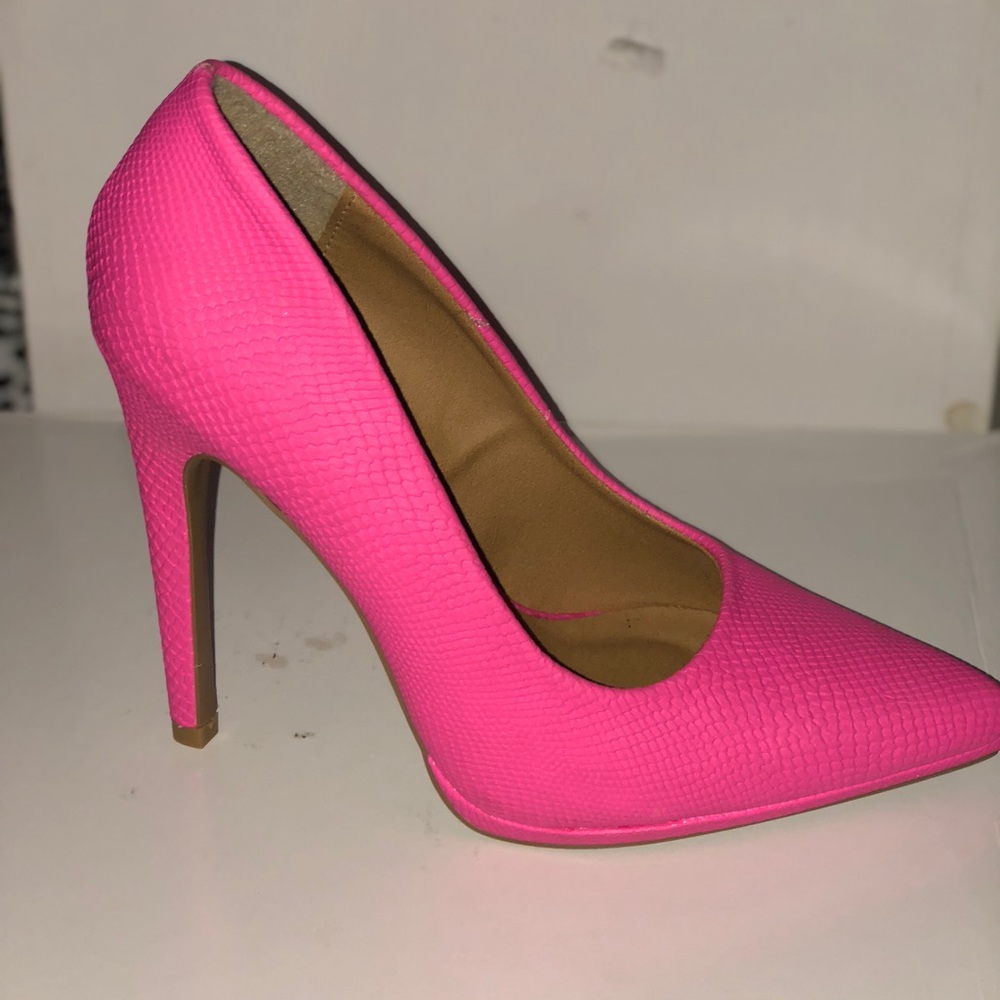 Hot pink hills